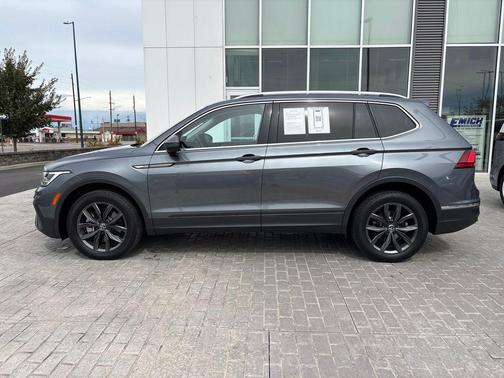 2022 Volkswagen Tiguan 2.0T SE 4MOTION