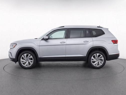 Pyrite Silver Metallic 2023 Volkswagen Atlas 2.0T SE w/Technology 4MOTION