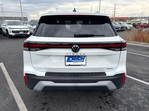 2025 Volkswagen Tiguan 2.0T SE 4MOTION