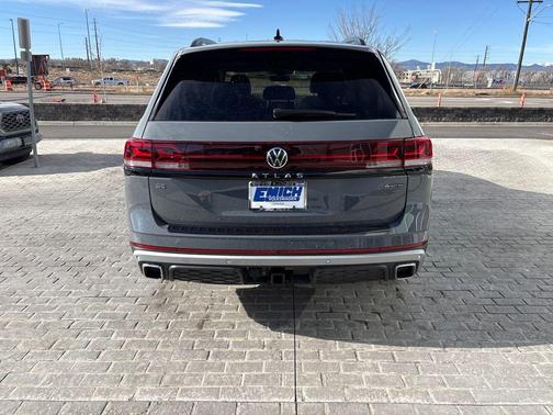 2025 Volkswagen Atlas 2.0T Peak Edition