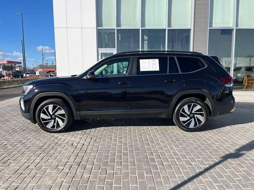 2025 Volkswagen Atlas 2.0T SE w/Technology 4MOTION