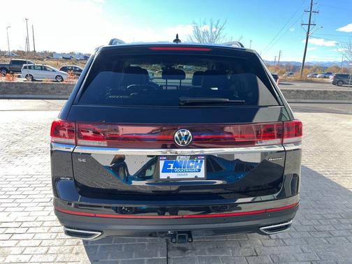 2025 Volkswagen Atlas 2.0T SE w/Technology 4MOTION