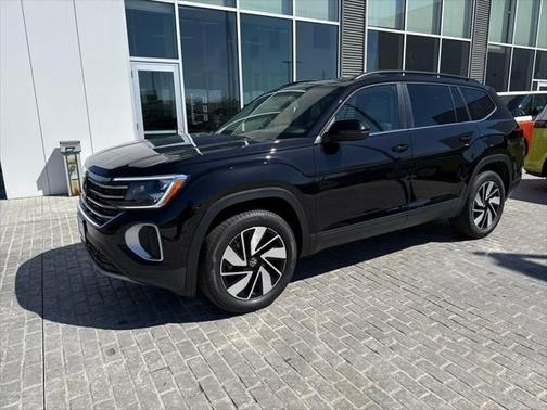 2025 Volkswagen Atlas 2.0T SE w/Technology 4MOTION