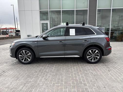 2023 Audi Q5 45 S line Premium Plus
