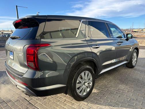 2023 Hyundai PALISADE SE