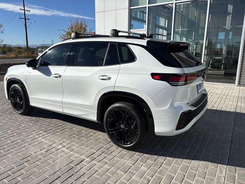 2025 Volkswagen Tiguan 2.0T SE R-Line Black 4MOTION