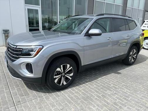 2025 Volkswagen Atlas 2.0T SE