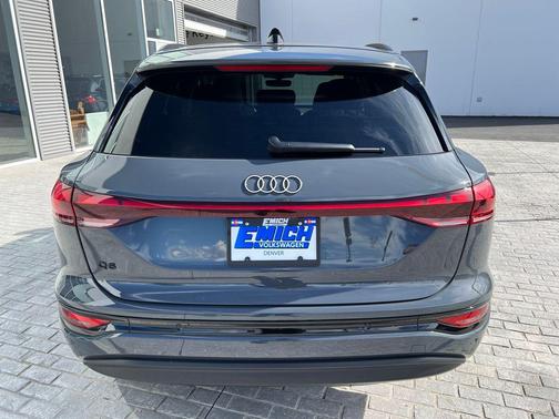 2025 Audi Q6 e-tron Premium Plus quattro
