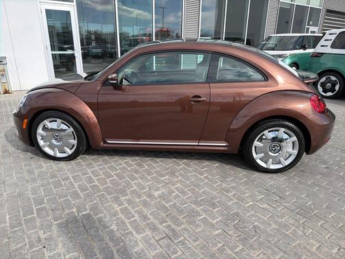 2016 Volkswagen Beetle 1.8T SE