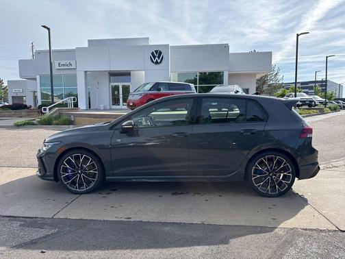 graphite gray 2026 Volkswagen Golf R 2.0T DSG