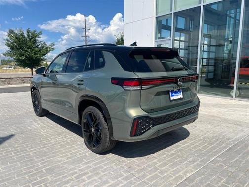 2025 Volkswagen Tiguan 2.0T SE R-Line Black 4MOTION
