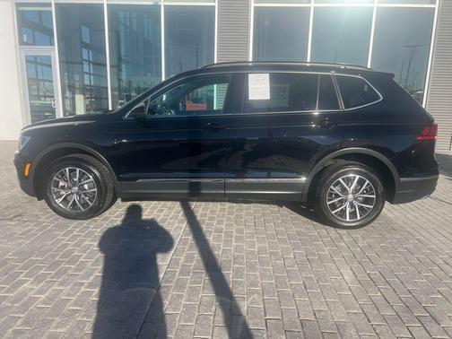 2020 Volkswagen Tiguan 2.0T SE 4MOTION