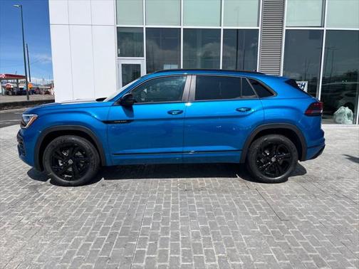 2025 Volkswagen Atlas Cross Sport 2.0T SEL