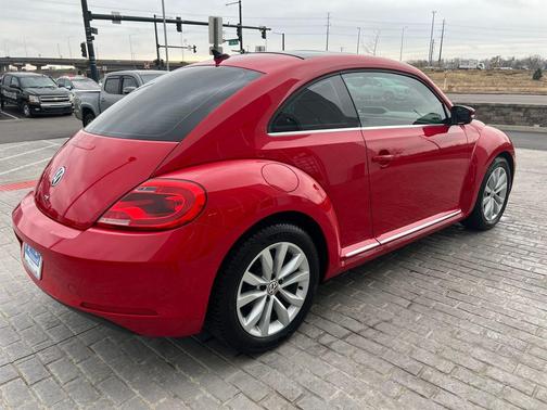 2015 Volkswagen Beetle DSG 2.0L TDI w/Sun/Sound/Nav