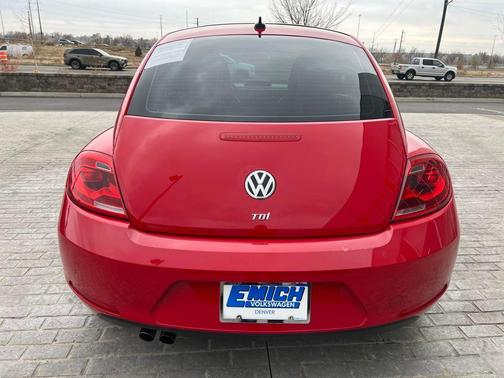 2015 Volkswagen Beetle DSG 2.0L TDI w/Sun/Sound/Nav