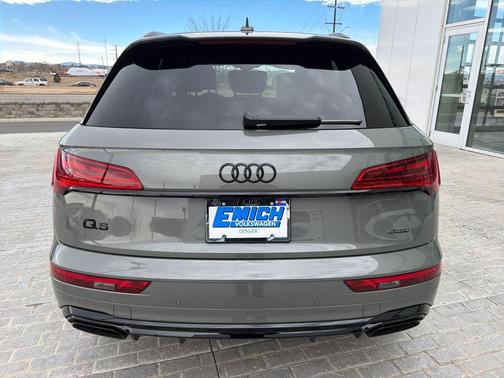 2024 Audi Q5 45 S line Prestige