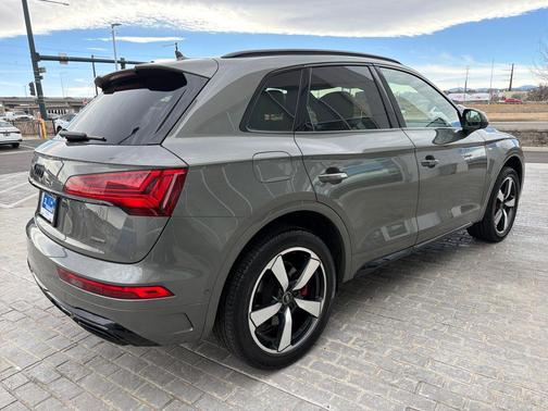 2024 Audi Q5 45 S line Prestige