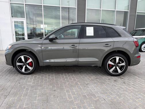 2024 Audi Q5 45 S line Prestige