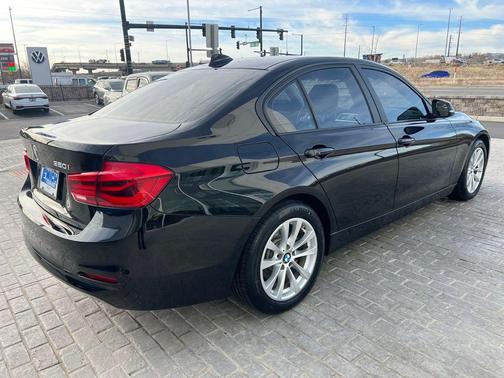 2018 BMW 320 i