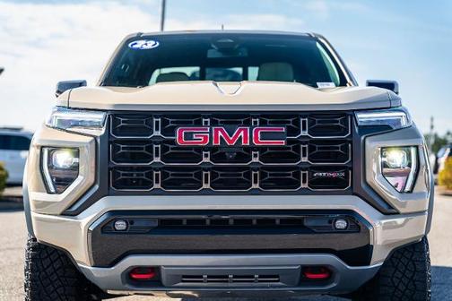2023 GMC Canyon AT4X
