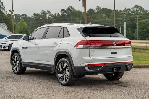2024 Volkswagen Atlas Cross Sport 2.0T SE W/ TECHNOLOGY