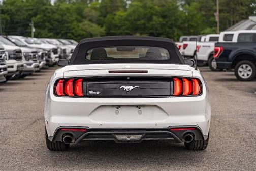 OXFORD WHITE 2022 Ford Mustang ECOBOOST