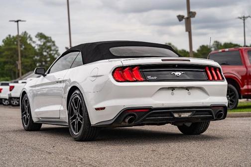 OXFORD WHITE 2022 Ford Mustang ECOBOOST