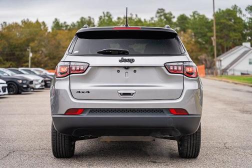 2023 Jeep Compass LATITUDE