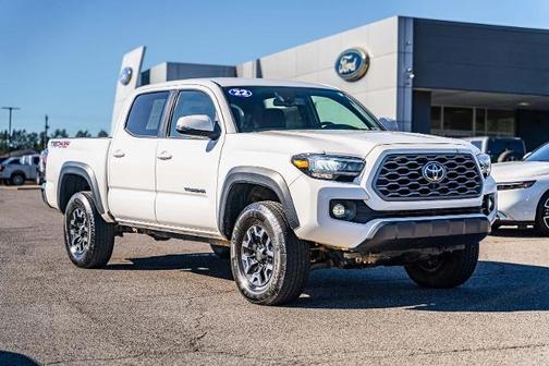 2022 Toyota Tacoma TRD OFF ROAD