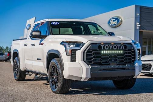 2022 Toyota Tundra SR5