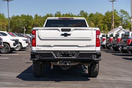 2024 Chevrolet Silverado 2500 CUSTOM