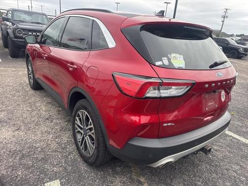 2020 Ford Escape SEL