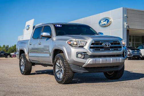 2016 Toyota Tacoma LIMITED
