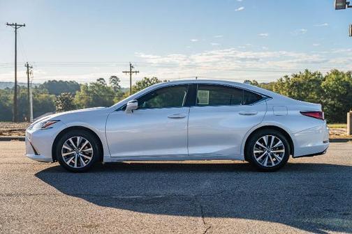 2020 Lexus ES 350 BASE
