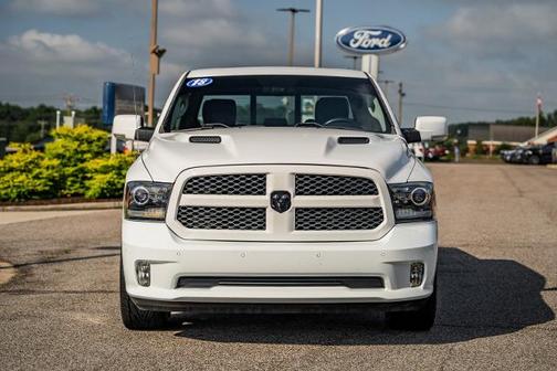 2018 RAM 1500 SPORT