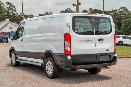 2021 Ford Transit-250 BASE