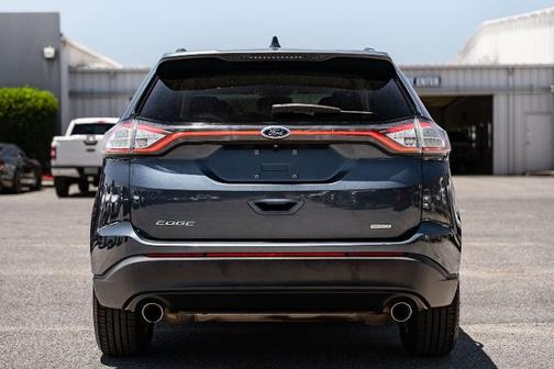 BLUE METALLIC 2018 Ford Edge SE