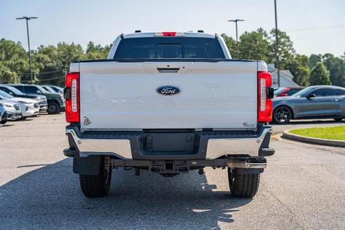 2024 Ford F-350 LARIAT SUPER DUTY