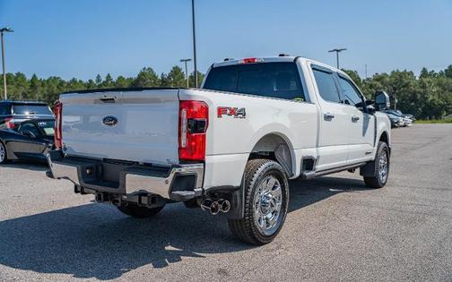 2024 Ford F-350 LARIAT SUPER DUTY