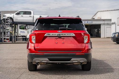 RAPID RED MET TINTED CC 2023 Ford Explorer XLT