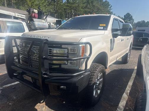 2017 Ford F-250 PLATINUM