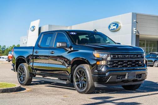 2023 Chevrolet Silverado 1500 CUSTOM