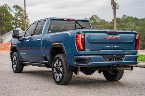 2024 GMC Sierra 1500 DENALI