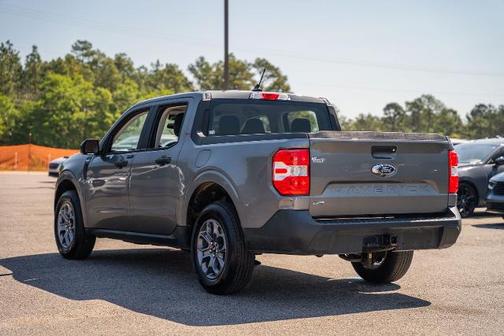 CARBONIZED GRAY METALLIC 2024 Ford Maverick XLT