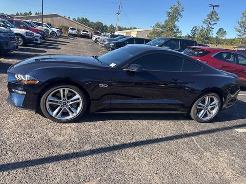 2021 Ford Mustang GT PREMIUM