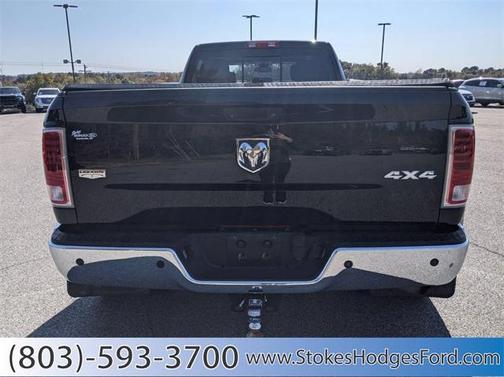 Photo 5 of 31 of 2013 RAM 3500 Laramie