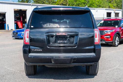 2017 GMC Yukon SLT