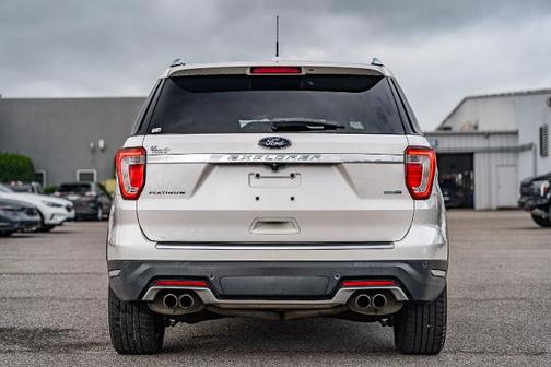 WHITE PLATINUM MET TRI-COAT 2018 Ford Explorer PLATINUM