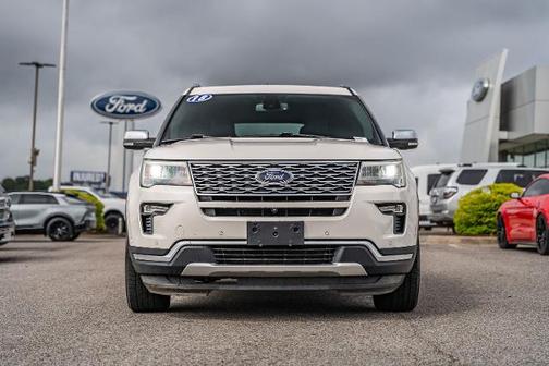 WHITE PLATINUM MET TRI-COAT 2018 Ford Explorer PLATINUM