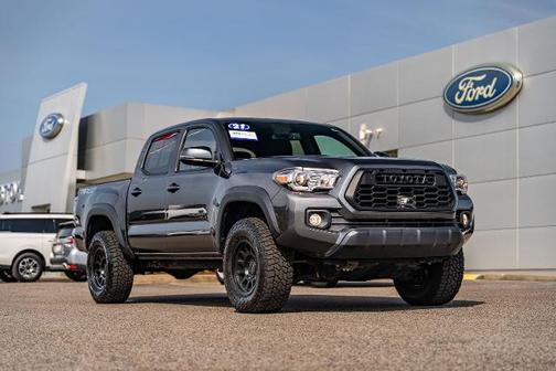 2021 Toyota Tacoma SR